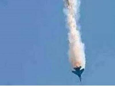 شاهد.. إسقاط طيار روسي بمقاتلته والقبض عليه في "الغوطة" بدمشق