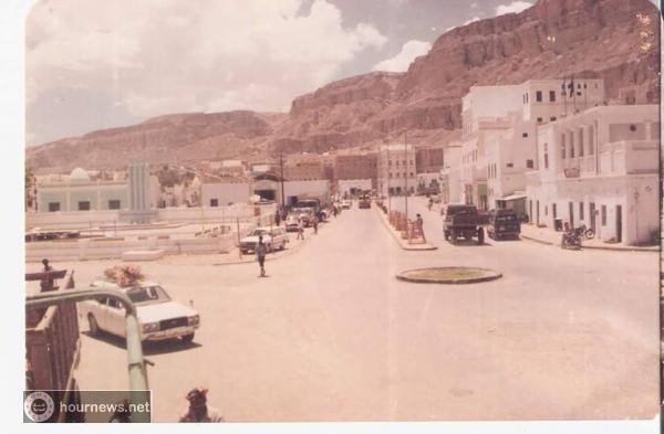 صورة قديمة للسوق العام "شارع سالم علي" في سيئون التقطت عام 1980م