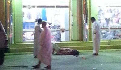 السعودية: جريمة قتل بشعة في الشارع العام بالخرج على مرأى ومسمع من المارة (فيديو)