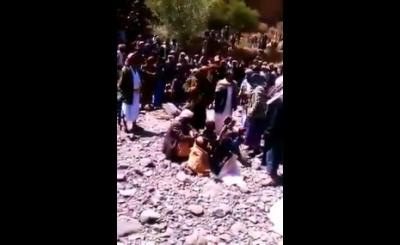 فيديو انهاء قضية ثأر بين "بني ضبيان" و "الحدأ" بمحافظة ذمار.. مشهد مؤثر وإطلاق النيران بغزارة احتفاء بالموقف 