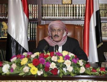 الرئيس صالح يرفض الإستسلام لمعارضيه وتسليم السلطة إلا إذا كانوا خارجها