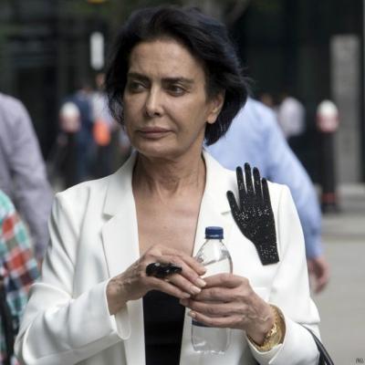 صنداي تايمز: "زوجة الملك فهد السرية قد تطالب بملايين إضافية"