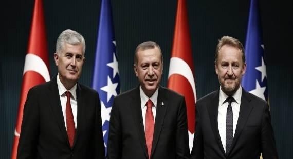 ما سبب ضحك أردوغان في المؤتمر الصحفي بأنقرة ؟