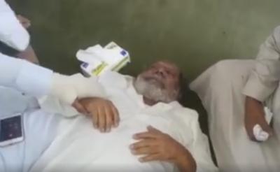السعودية : وفاة مؤذن (يمني) يوم امس أثناء اداءه صلاة سنة العصر في مسجد النور بجدة (فيديو )
