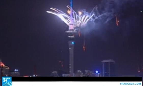 تعرف على أول دولة ودعت العام 2015 واستقبلت العام الجديد قبل قليل