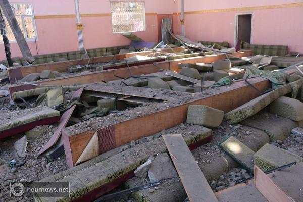 شاهد بالصور قصف يوم امس على الغرفة التجارة ودار رعاية المكفوفين وصالة بيت معياد بصنعاء