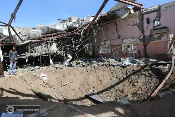 شاهد بالصور قصف يوم امس على الغرفة التجارة ودار رعاية المكفوفين وصالة بيت معياد بصنعاء