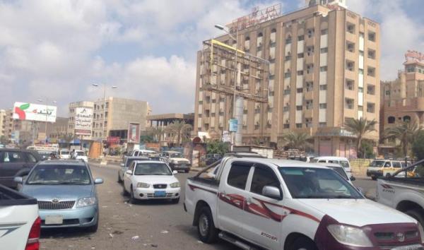 ما إن يسمع أهل عدن عن وقوع جريمة اغتيال حتى تتجه أنظارهم نحو شارع "التسعين" شارع الموت في عدن