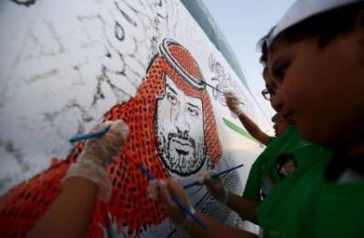 خبير امريكي يتحدث عن مستقبل الحكم بالسعودية والحاكم الاوفر حظا
