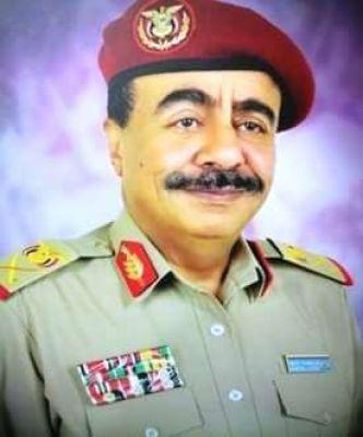 من هو اللواء الركن احمد بن بريك الذي عينه الرئيس محافظا لحضرموت؟ (سيرة ذاتية)