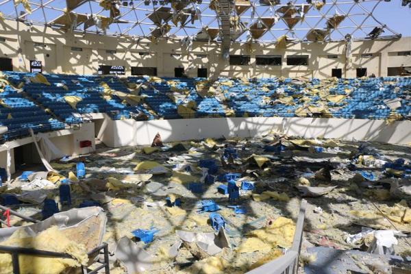 صور واضحة من الداخل والخارج، كيف تحولت صالة 22 مايو (اكبر صالة بصنعاء) إلى ركام صور واضحة من الداخل والخارج، كيف تحولت صالة 22 مايو (اكبر صالة بصنعاء) إلى ركام