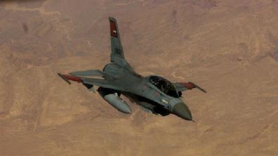 سقوط مقاتلة مصرية من طراز "F16" ومصرع طاقمها.. (فيديو)