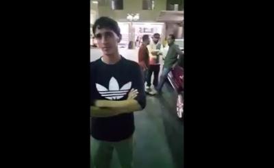 بالفيديو: شاب يمني يعمل في السعودية يعيد مبلغ 150 الف ريال سعودي إلى صاحبها 