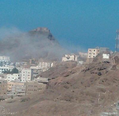 الاناضول: سقوط 16 قتيل وجريح في اشتباكات عدن بين المقاومة الجنوبية وحراسة قصر المعاشيق