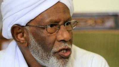 وفاة الزعيم السوداني المعارض حسن الترابي عن 84 عاما إثر إصابته بذبحة قلبية