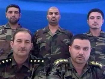 منشقون عن الجيش السوري يدمرون فرع المخابرات الجوية في حرستا