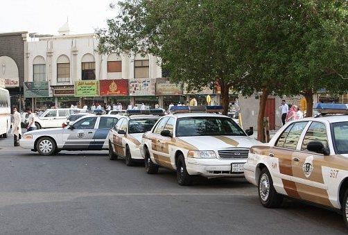 الشرطة السعودية تلقي القبض على مغترب يمني في جده تعاون مع سعودي على طالبة بالمرحلة المتوسطة (تفاصيل)