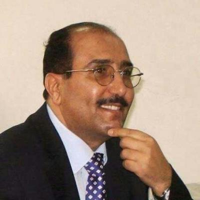 وزير سابق مخاطبا هادي: " خطوتين عمليتين تستطيع بهما أن تقلب الطاولة وتعيد ترتيب المشهد.