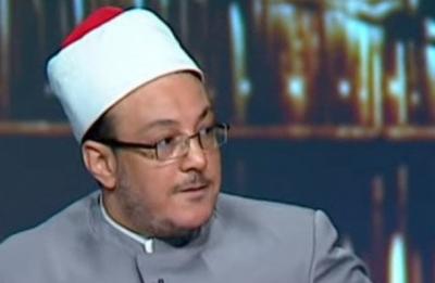 داعية مصري يطالب بتعليم الفتيات الرقص ويتهكم على “النقاب” (فيديو)