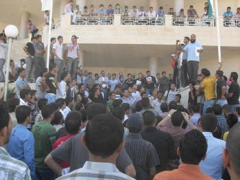الاردن: طلبة الطفيلة التقنية يعتزمون تنفيذ اعتصام مفتوح احتجاجا على مماطلة الجامعة في تنفيذ مطالبهم