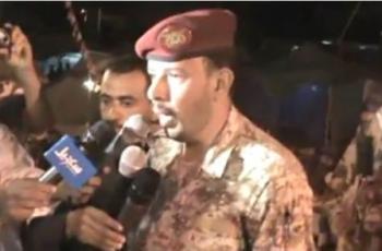 بيان الجيش المؤيد للثورة تجاه المبادرة الخليجية: الجيش الموالي للثورة يرحب بالتوقيع على المبادرة الخليجية، ويشدد على ضرورة التنفيذ الحرفي لآليتها التنفيذية