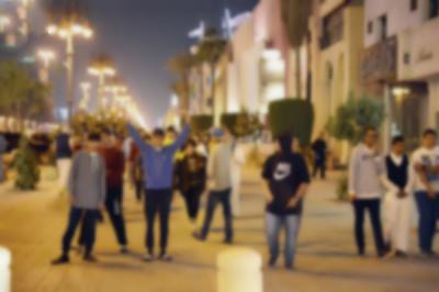 ضبط 5 معاكسين بتحلية الرياض .. وفرار سادسهم بعد محاولته دهس رجل أمن
