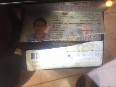 ضابط مخابرات أردني يهين مسافراً يمنياً ويقوم بتمزيق (جواز سفره) في مطار عمّان!!