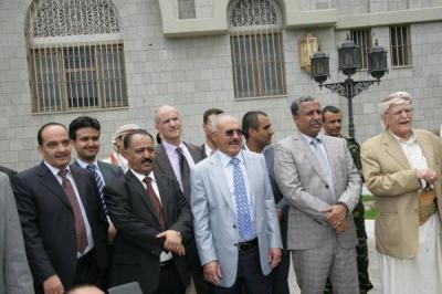 قيادي جنوبي يرفع برقية تهنئة إلى الرئيس السابق علي عبدالله صالح (النص)