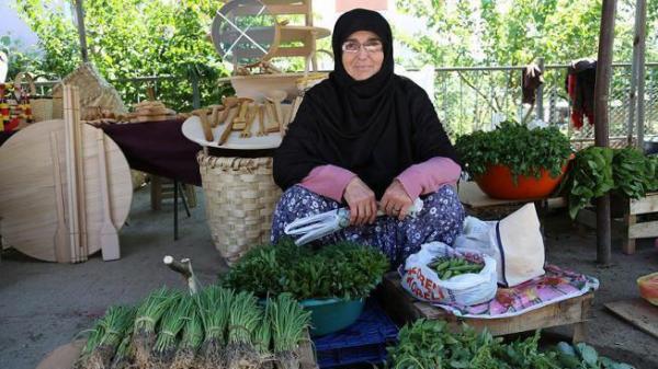 بائعة خضار في تركيا تفاجأ بتعيين شقيقها وزيراً في الحكومة التركية الجديدة