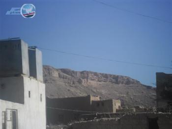جبل البراقة المطل على منطقة دماج والذي يتمركز عليه أهل السنة