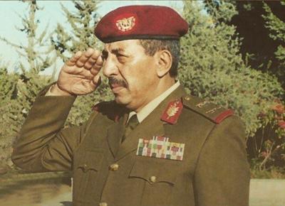 وفاة رئيس الاركان اليمني السابق (سيرته)