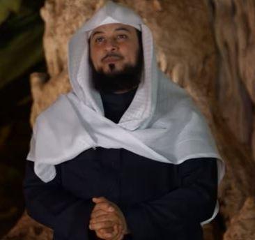 فيديو العريفي يروي قصة أشخاص ورثوا 350 مليون ريال من قريبهم ورفضوا التبرع لبناء مسجد له.. لهذه الاسباب