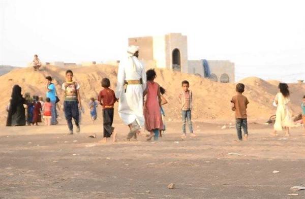 مسئوول يمني يكشف عن محافظة يمنية غير "إب" تحتضن أكثر من مليون نازح