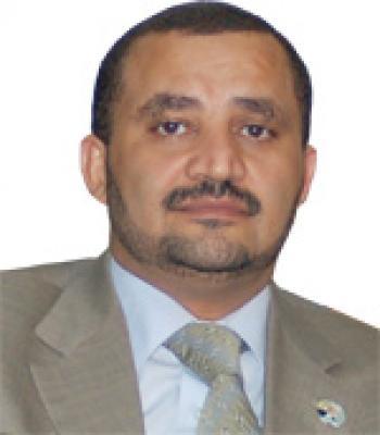 "المؤتمر الشعبي" ينشط لإحباط فوز حمير الأحمر برئاسة البرلمان