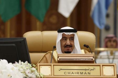الملك سلمان يكشف اكبر تحد تواجهه الامة الاسلامية، ويتوعد بالضرب بيد من حديد كل من يقوم بهذا الفعل!!