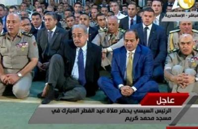 سيسي مصر يبكي في أول ايام عيد الفطر المبارك . لهذا السبب!!