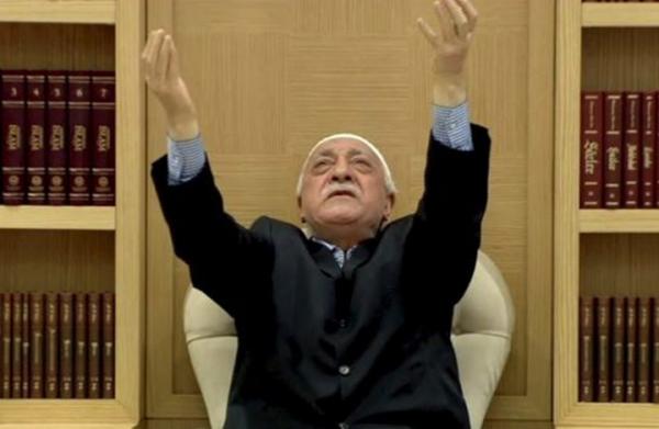 داعية سوري يكشف خفايا "خطيرة" عايشها مع جماعة "غولن"