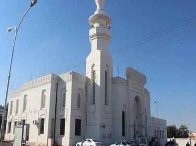 حقيقة تكفل إمام مسجد في تبوك بتزويج أي رجل لا توقظه زوجته لصلاة الفجر‬