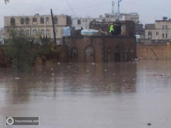 بالصور: هكذا اغرقت مياه الامطار مدينة عمران