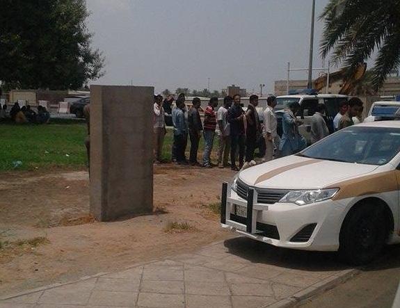 الاستعانة بالشرطة في جدة لمواجهة عمال تظاهروا امام شركة بن لادن مطالبين برواتبهم