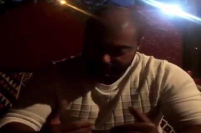 فيديو: صاحب مشاجرة مطار ألمانيا يكشف عن سببها وما فعله العرب معه بعد توقيفه