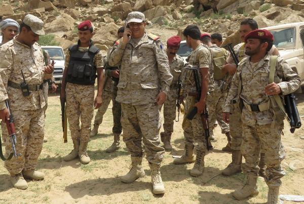 المقدشي يقول إن مرحلة الحسم قد بدأت باتجاه صنعاء ويدعو المدنيين للابتعاد عن مصادر النيران