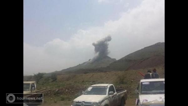 شاهد بالصور: متظاهروا السبعين يصورون الضربة الجوية التي وقعت بجانبهم