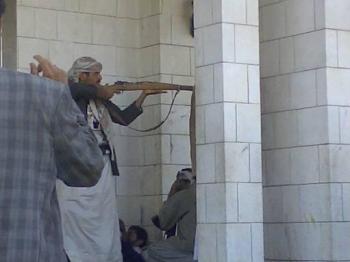 رفع المتارس بالحصبة واستحالة رفع مسلحي الزبيري  مسلحي النظام السابق حجر عثرة أمام تنفيذ  المبادرة 