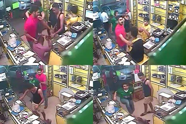 فيديو: عامل هندي يتعرض لاعتداء وحشي من 3 شباب سعوديين في محل هواتف بجازان