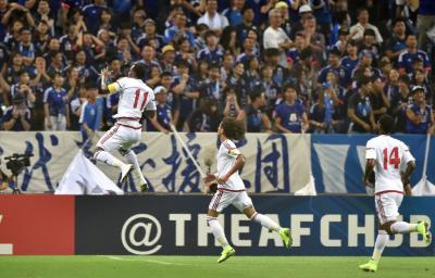 بالفيديو.. فيروس “الأبيض الإماراتي” يضرب “الكمبيوتر الياباني”