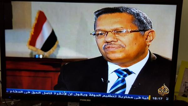 بن دغر يهاجم المجلس السياسي ويكشف ما فعله الحوثييون بالأموال.. ويتحدث عن تعز وعدن وعن اقصر الطرق للحل في اليمن