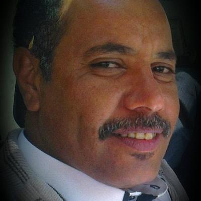 قيادي مؤتمري: يهاجم المؤتمر بسبب اعتذاره للحوثيين عن بث شعائر الحج ويصف الاعتذار بالمجهالة!