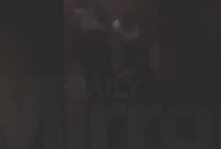 بالفيديو: فتاة تتعرض لهجوم وحشي على يد مجموعة نساء