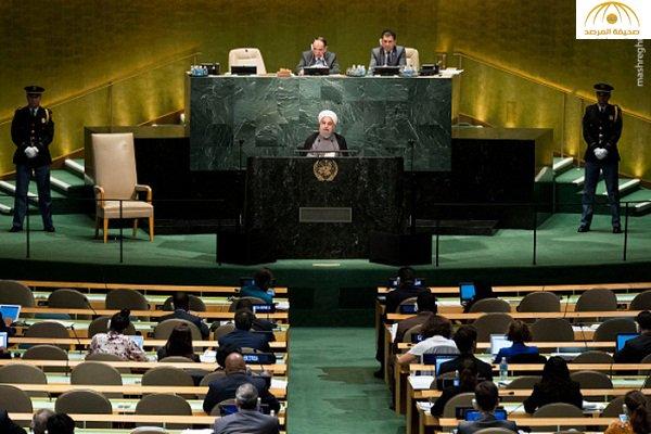 بالصور: الرئيس الإيراني يتحدث إلى مقاعد فارغة بعد مغادرة زعماء العالم أثناء إلقاء كلمته